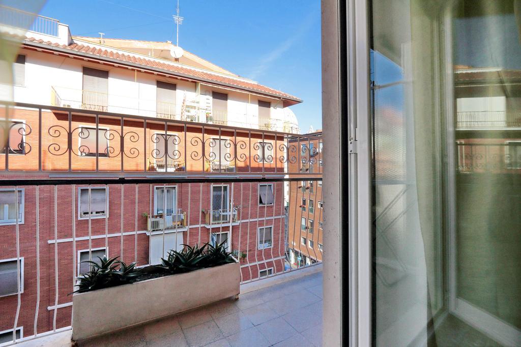 Apartamento Il bacio Roma Exterior foto